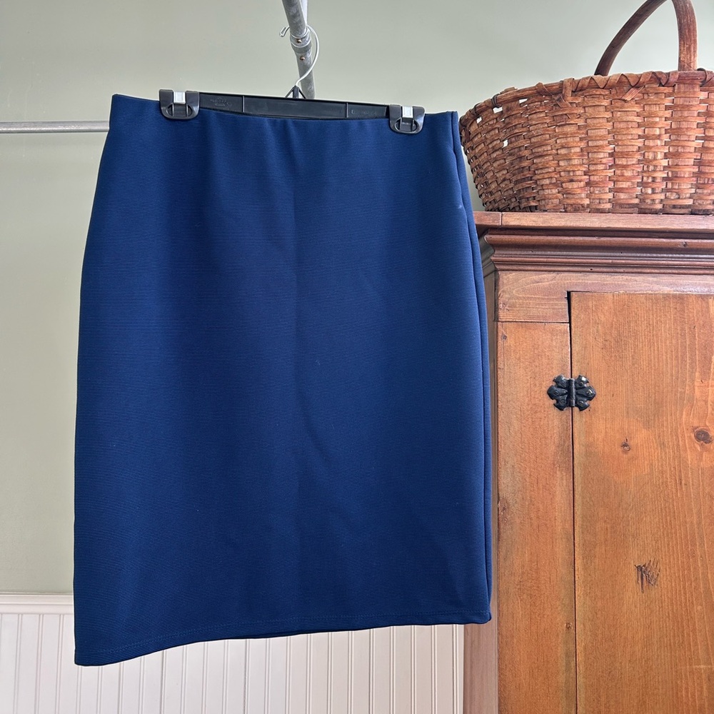 Roz & Ali Elegant Navy Pencil Skirt